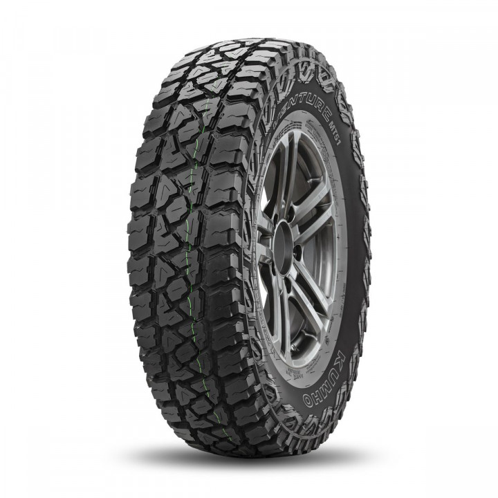 Kumho 285/70/17 Q 121/118 MT-51